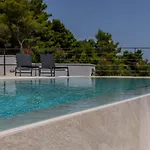 Luxury Mare & Luce Seaside Heated Pool Sauna Villa Potomje