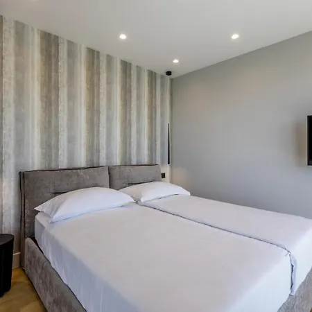 Luxury Mare & Luce Seaside Heated Pool Sauna Villa *