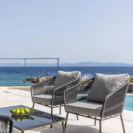 Villa Luxury Mare & Luce Seaside Heated Pool Sauna *