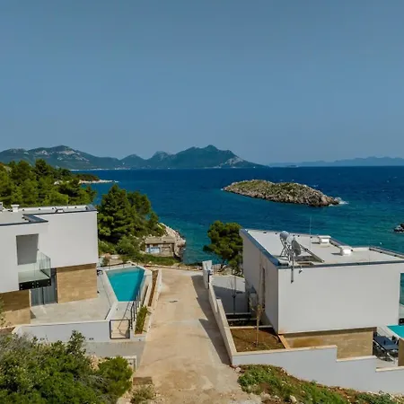 Luxury Mare & Luce Seaside Heated Pool Sauna Villa