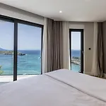 Luxury Mare & Luce Seaside Heated Pool Sauna Vila