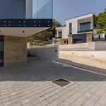 Luxury Mare & Luce Seaside Heated Pool Sauna