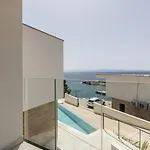 Vila Luxury Mare & Luce Seaside Heated Pool Sauna