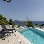 Luxury Mare & Luce Seaside Heated Pool Sauna