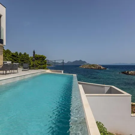 Luxury Mare & Luce Seaside Heated Pool Sauna Вилла Potomje