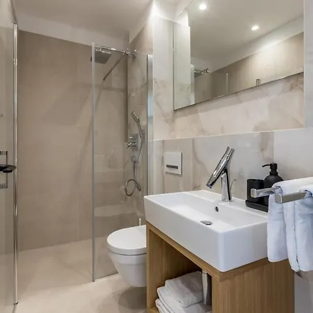 Luxury Mare & Luce Seaside Heated Pool Sauna * Potomje