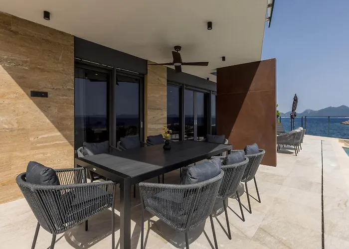 Luxury Mare & Luce Seaside Heated Pool Sauna Villa Potomje